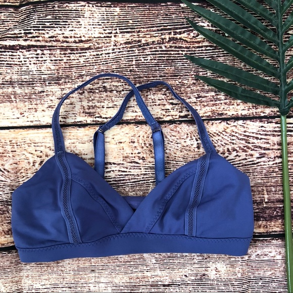 Lululemon Sports Bra Size 4 - Picture 2 of 5